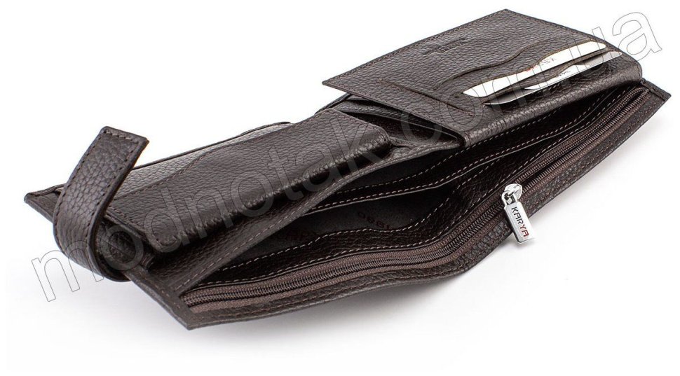 Кожаный коричневый кошелек с хлястиком на кнопке KARYA (0440-39)
