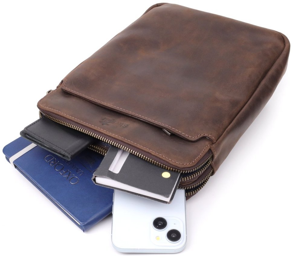 Мужская сумка из натуральной винтажной кожи коричневого цвета Shvigel через плечо 108360 modnotak фото №7