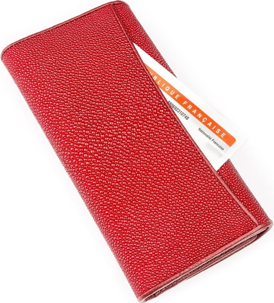 Вместительный женский кошелек красного цвета из кожи ската STINGRAY LEATHER (024-18621)