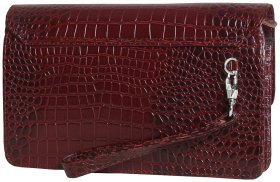 Клатч из натуральной кожи под фактуру кроко Vip Collection 102361 коричневого цвета