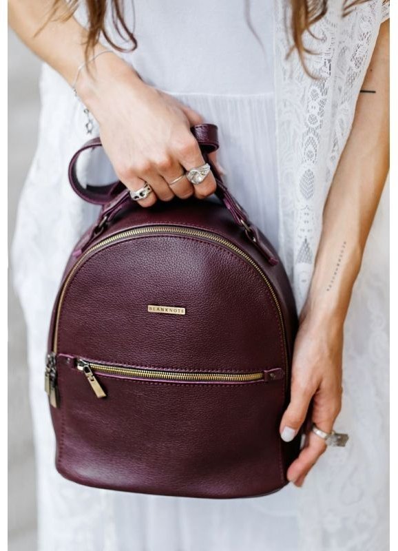 Вертикальный мини-рюкзак цвета марсала из натуральной кожи BlankNote Kylie (12839)