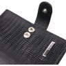 Стильне лакове чоловіче портмоне із фактурної шкіри чорного кольору KARYA (2421047) - 3