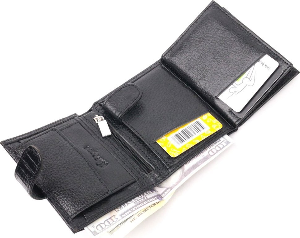 Стильне лакове чоловіче портмоне із фактурної шкіри чорного кольору KARYA (2421047)