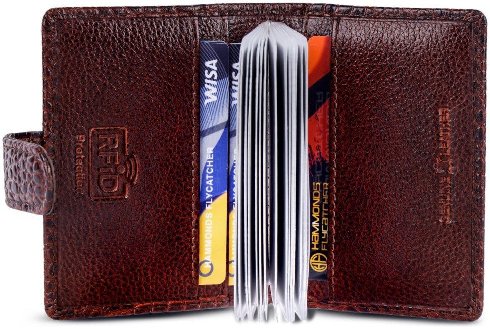 Кожаная визитница на кнопке с фактурной под крокодила Hammonds Flycatcher CC602 коричневая 108061 modnotak фото №2