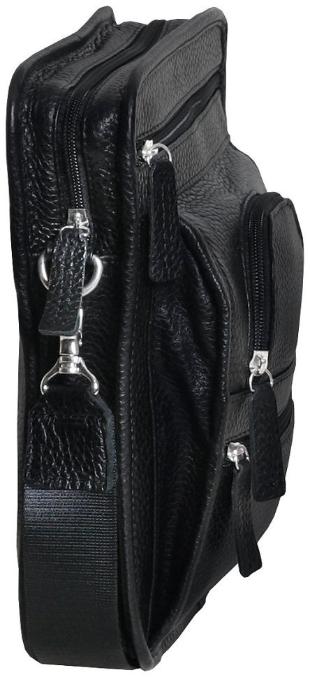 Повсякденна компактна чоловіча сумка із фактурної шкіри чорного кольору Vip Collection 102662 modnotak фото №4