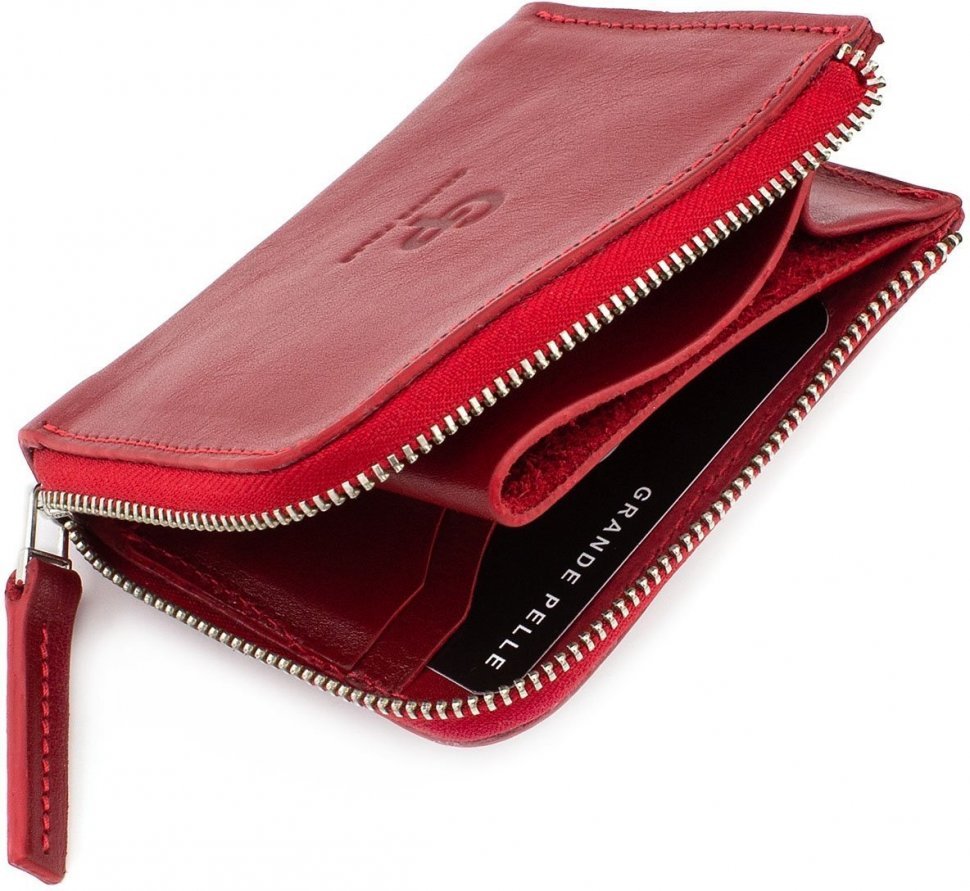 Яскравий гаманець червоного кольору з гладкої шкіри Grande Pelle (13313)