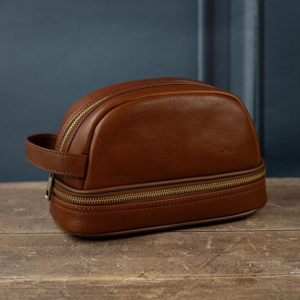 Вместительный мужской несессер из натуральной кожи с ручкой Ashwood PL41 рыжего цвета 95462 фото №9 Вместительный мужской несессер из натуральной кожи с ручкой Ashwood PL41 рыжего цвета 95462 modnotak фото №9