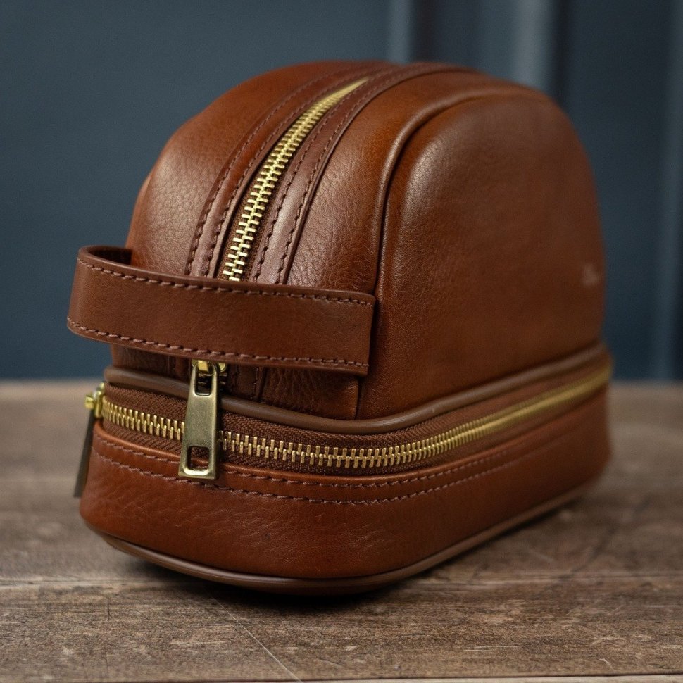 Вместительный мужской несессер из натуральной кожи с ручкой Ashwood PL41 рыжего цвета 95462 фото №11 Вместительный мужской несессер из натуральной кожи с ручкой Ashwood PL41 рыжего цвета 95462 modnotak фото №11