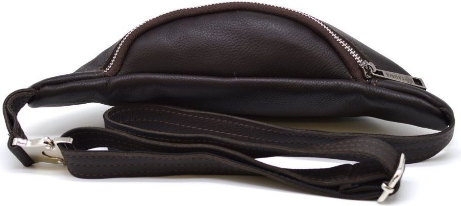 Поясная сумка из натуральной кожи флотар темно-коричневого цвета TARWA (21624)