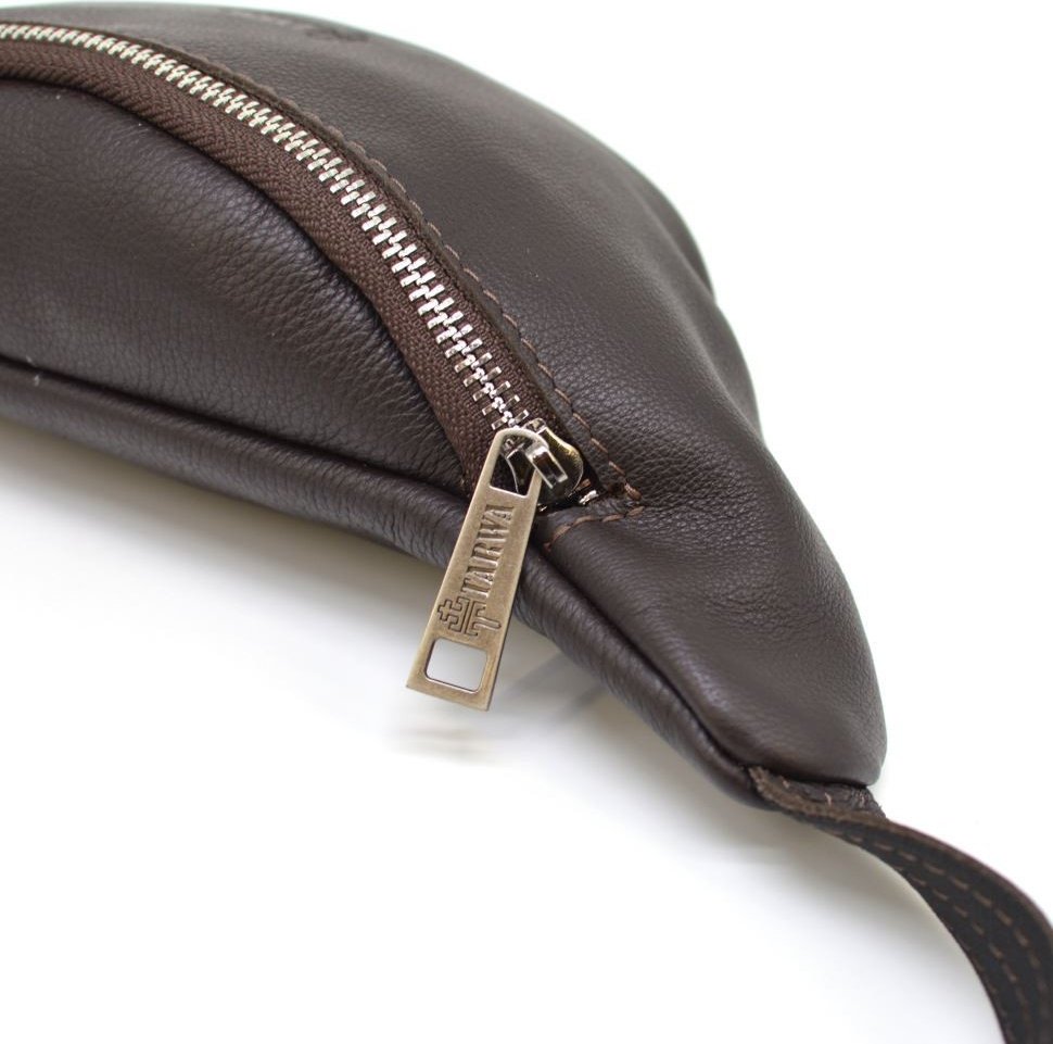 Поясная сумка из натуральной кожи флотар темно-коричневого цвета TARWA (21624)