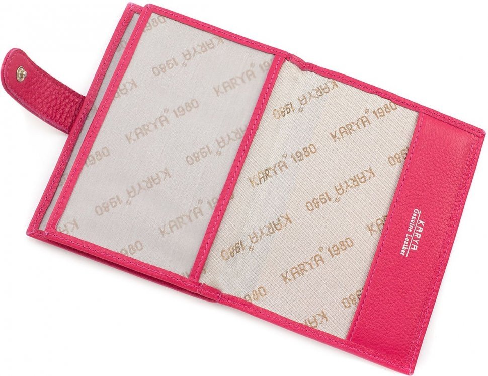 Розовая обложка для паспорта из натуральной кожи с фиксацией KARYA (443-040)