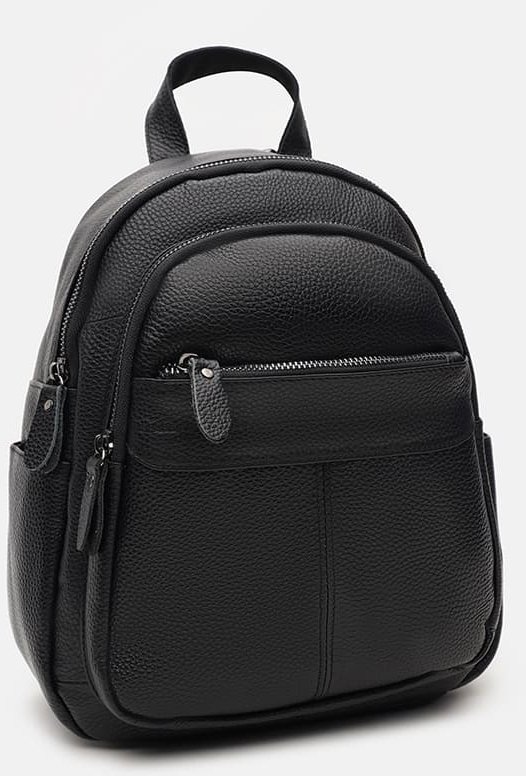 Стильний жіночий рюкзак середнього розміру із чорної шкіри Keizer (21303)