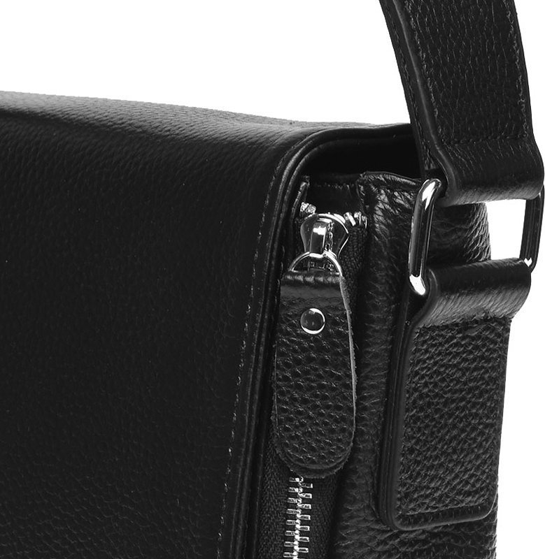 Средняя мужская кожаная сумка черного цвета с ремешком на плечо Borsa Leather (56963)