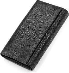 Черный кошелек из натуральной кожи морского ската с фиксацией STINGRAY LEATHER (024-18089)