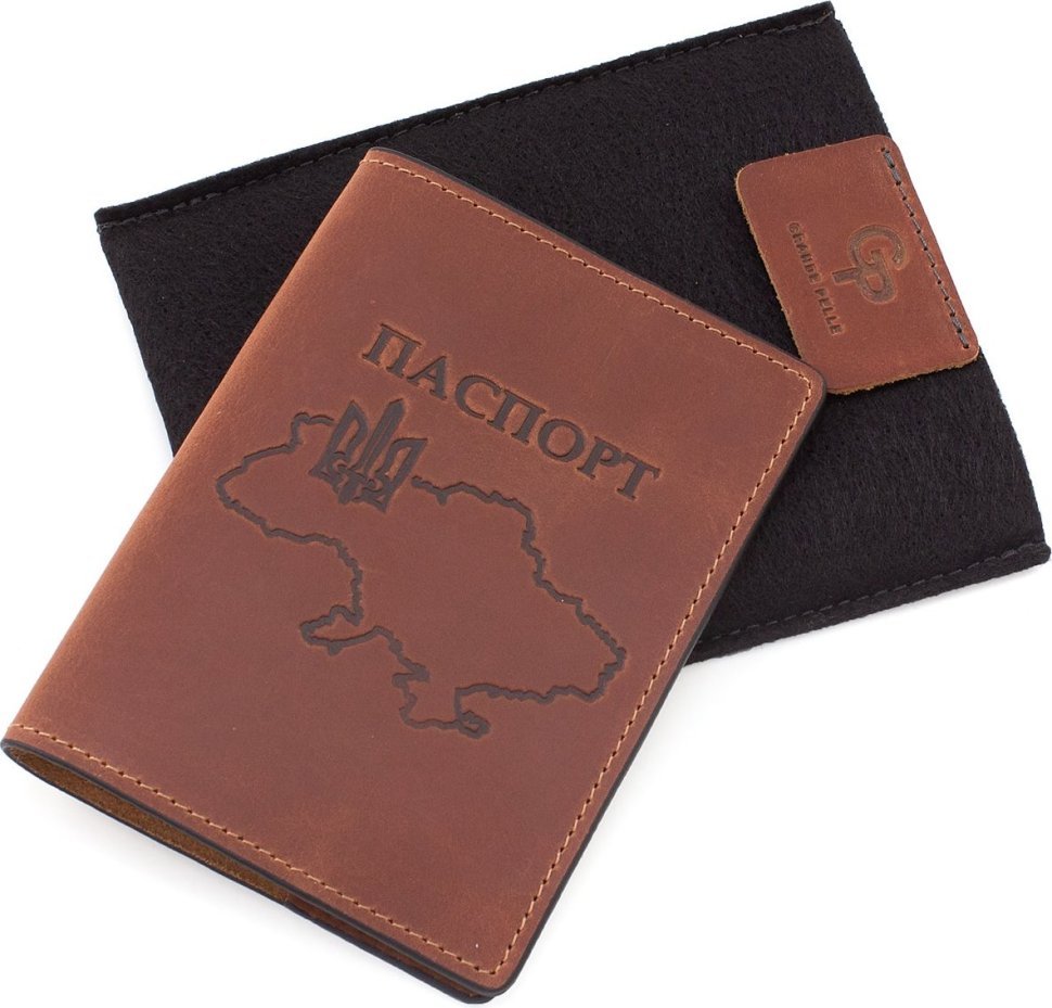 Вінтажна обкладинка для паспорта у світло-коричневому кольорі з картою України - Grande Pelle (21958)