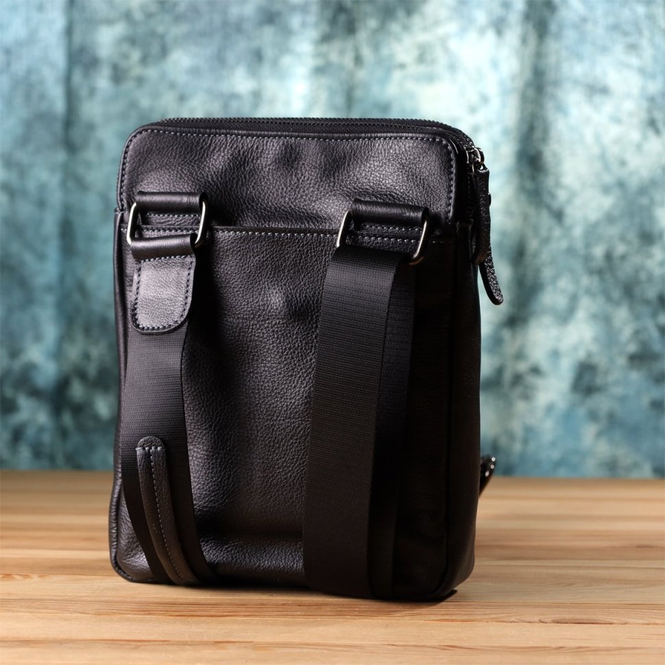 Сумка планшет для мужчин из зернистой кожи черно цвета через плечо Shvigel 108363 modnotak фото №10