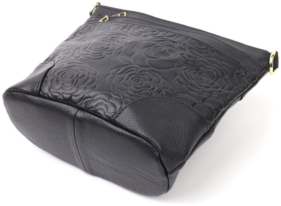 Стильная наплечная женская сумка из натуральной кожи черного цвета с красивым цветочным тиснением Vintage Style 91064 modnotak фото №3