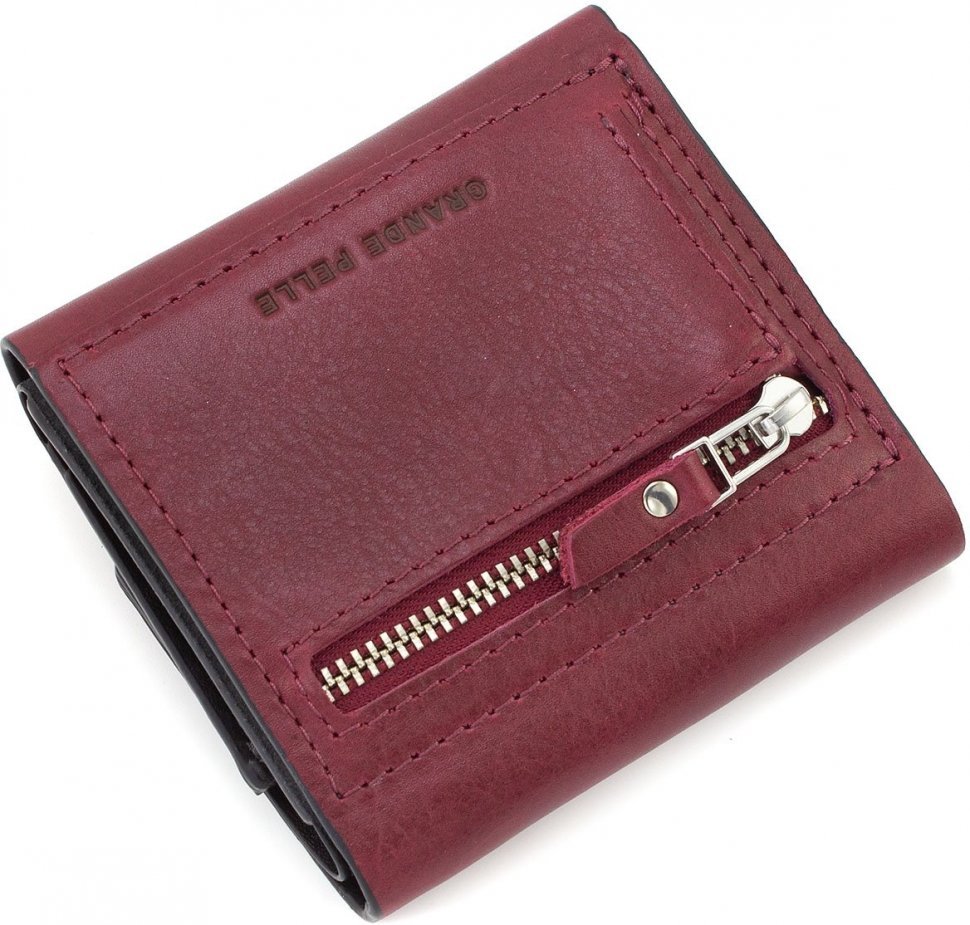 Жіночий гаманець із гладкої шкіри бордового кольору на магнітах Grande Pelle (13226)