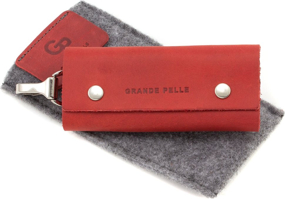 Красная женская ключница из винтажной кожи на кнопках Grande Pelle (21479)