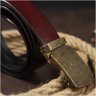 Узкий мужской кожаный ремень коричневого цвета с автоматической пряжкой Vintage 2420273 - 6