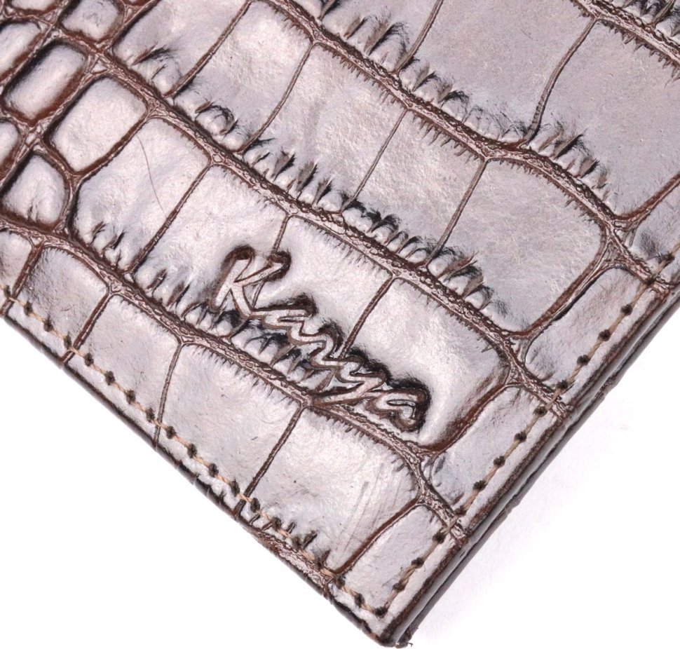 Коричневое мужское портмоне из фактурной кожи под крокодила без монетницы KARYA (2421050)
