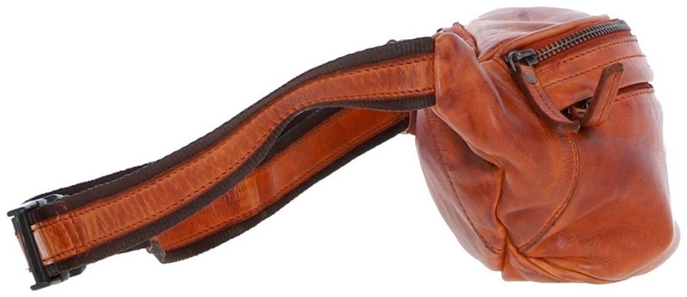 Стильная сумка-бананка из качественной кожи на молнии Ashwood D102 коричневого цвета 95464 modnotak фото №3