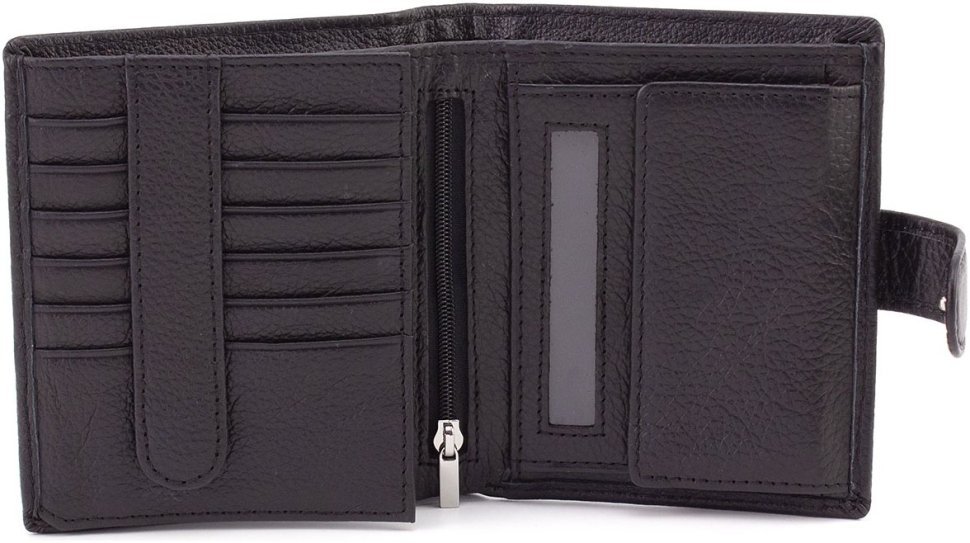 Мужское портмоне из натуральной кожи черного цвета с хлястиком на кнопке ST Leather 1767364