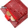 Червоний жіночий гаманець невеликого розміру з натуральної шкіри з тисненням під рептилію KARYA (2420951) - 6