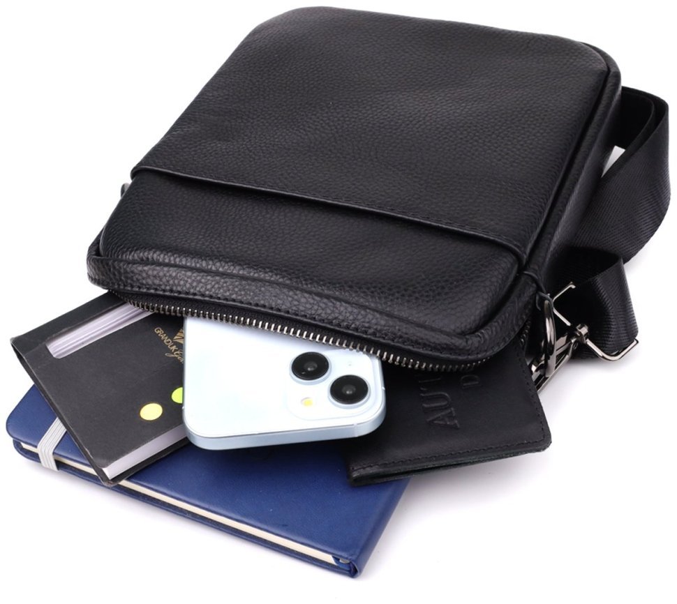 Повседневная мужская сумка из фактурной кожи через плечо на каждый день Vintage 98165 черного цвета фото №8 Повседневная мужская сумка из фактурной кожи через плечо на каждый день Vintage 98165 черного цвета modnotak фото №8