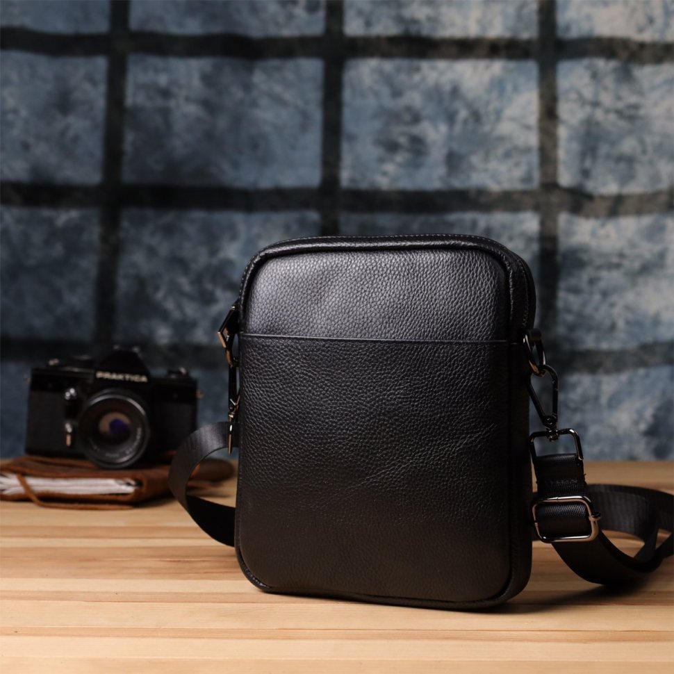 Повседневная мужская сумка из фактурной кожи через плечо на каждый день Vintage 98165 черного цвета фото №9 Повседневная мужская сумка из фактурной кожи через плечо на каждый день Vintage 98165 черного цвета modnotak фото №9