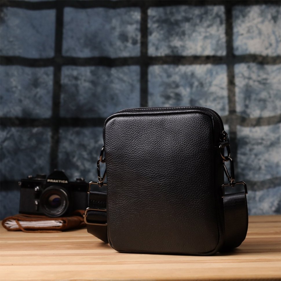 Повседневная мужская сумка из фактурной кожи через плечо на каждый день Vintage 98165 черного цвета фото №10 Повседневная мужская сумка из фактурной кожи через плечо на каждый день Vintage 98165 черного цвета modnotak фото №10