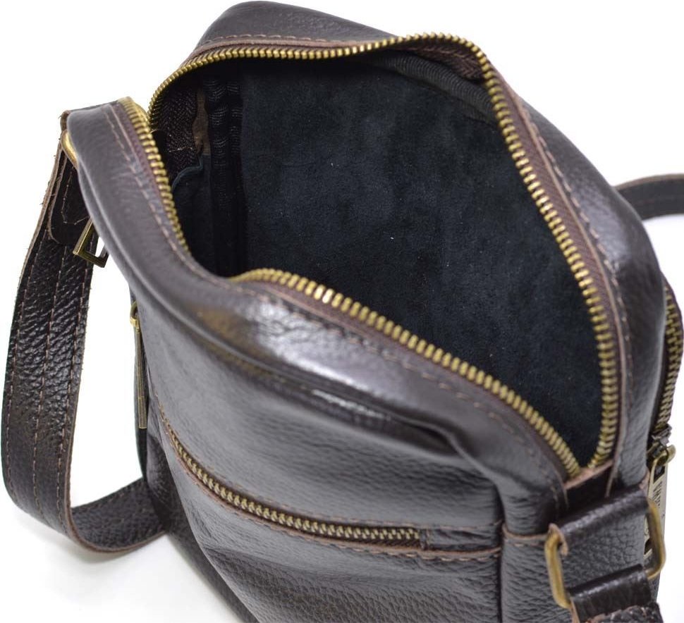 Темно-коричнева компактна чоловіча сумка-планшет зі шкіри флотар TARWA (21672)