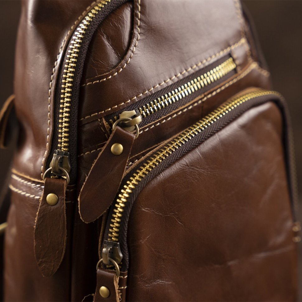 Вертикальная сумка-рюкзак через плечо из качественной кожи коричневого цвета Vintage (14873)