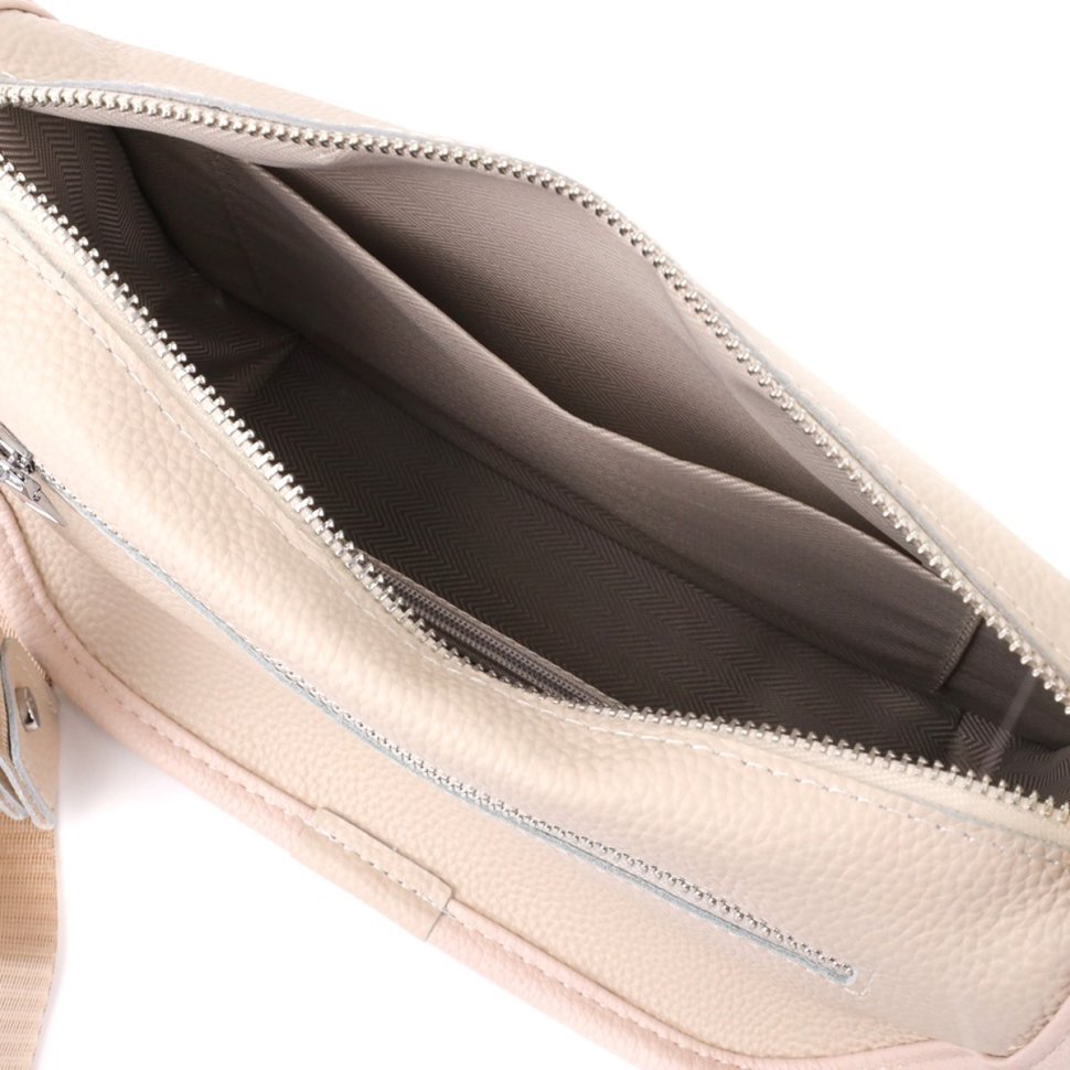 Женская кожаная сумка через плечо с текстильным ремнем Vintage 103166 белого цвета фото №8 Женская кожаная сумка через плечо с текстильным ремнем Vintage 103166 белого цвета modnotak фото №8