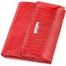 Червоний жіночий гаманець компакіний з натуральної лакової шкіри під рептилію KARYA (2417143) - 1