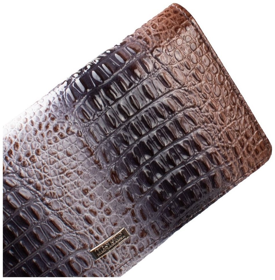 Разноцветный женский кошелек из натуральной кожи с фактурой под крокодила Desisan 106666 на кнопке modnotak фото №4