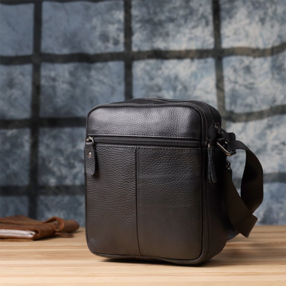 Чоловіча сумка через плече із натуральної шкіри чорного кольору Vintage 98166 фото №9 Чоловіча сумка через плече із натуральної шкіри чорного кольору Vintage 98166 modnotak фото №9