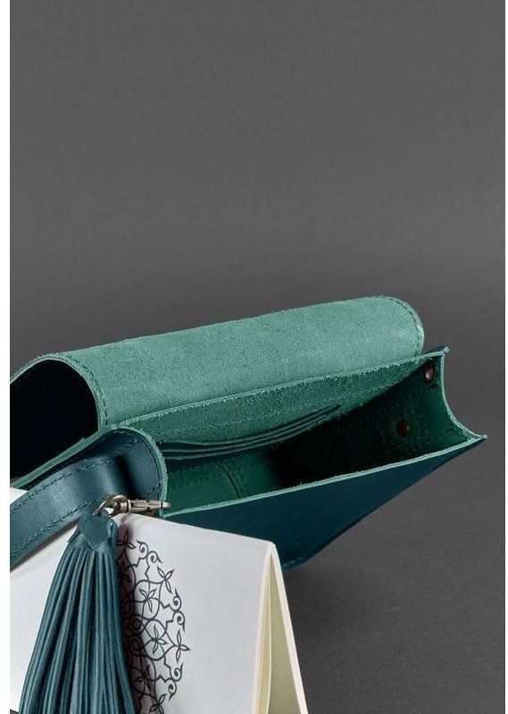 Темно-зеленая бохо-сумка из гладкой кожи с замком на BlankNote Лилу (12735)