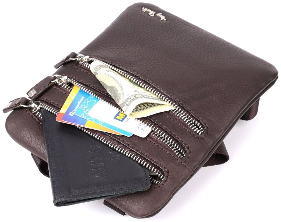 Мужская сумка планшет из натуральной зернистой кожи с текстильным регулируемым ремнем Tony Perotti коричневого цвета 108367 фото №7 Мужская сумка планшет из натуральной зернистой кожи с текстильным регулируемым ремнем Tony Perotti коричневого цвета 108367 modnotak фото №7