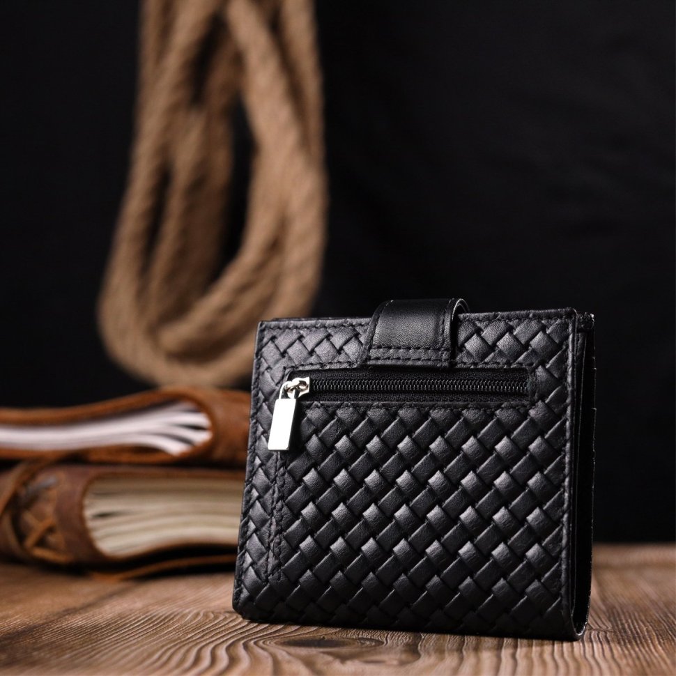 Чорний жіночий гаманець компактного розміру з натуральної шкіри під плетінку KARYA (2420954)