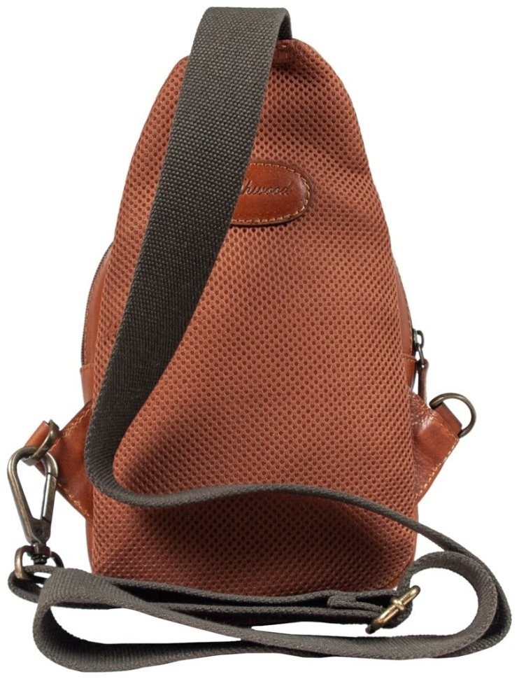 Вместительная мужская сумка слинг из натуральной гладкой кожи коричневого цвета Ashwood 94169 (Великобритания) modnotak фото №4