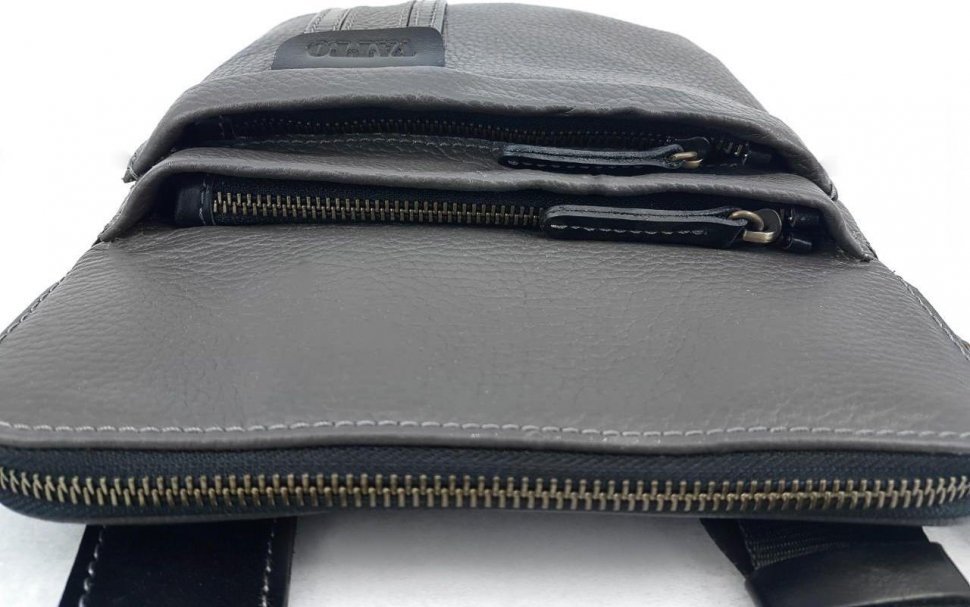 Компактна чоловіча наплечная сумка сірого кольору VATTO (11711)