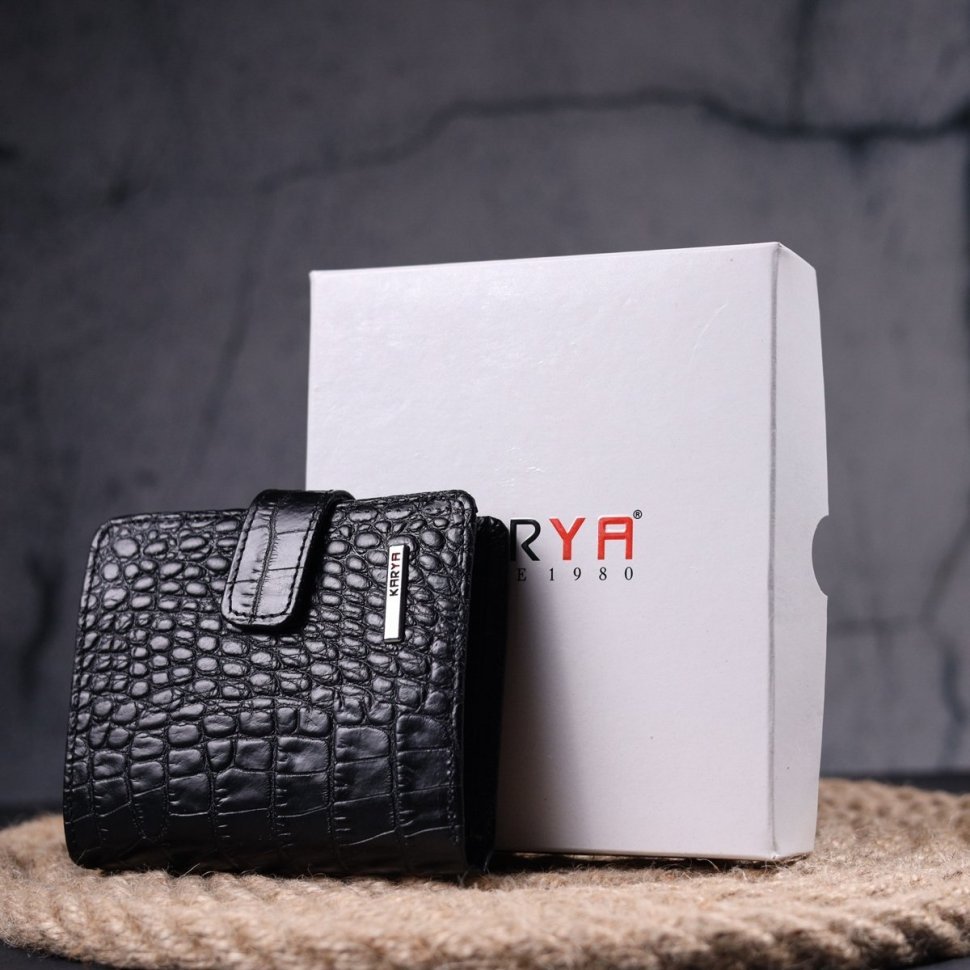Чорне чоловіче портмоне з якісної натуральної шкіри з тисненням під крокодила KARYA (2421371)