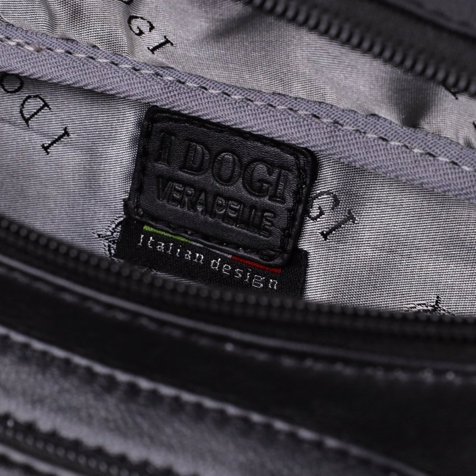 Городская мужская сумка бананка из гладкой кожи черного цвета Tony Perotti 108369 фото №7 Городская мужская сумка бананка из гладкой кожи черного цвета Tony Perotti 108369 modnotak фото №7