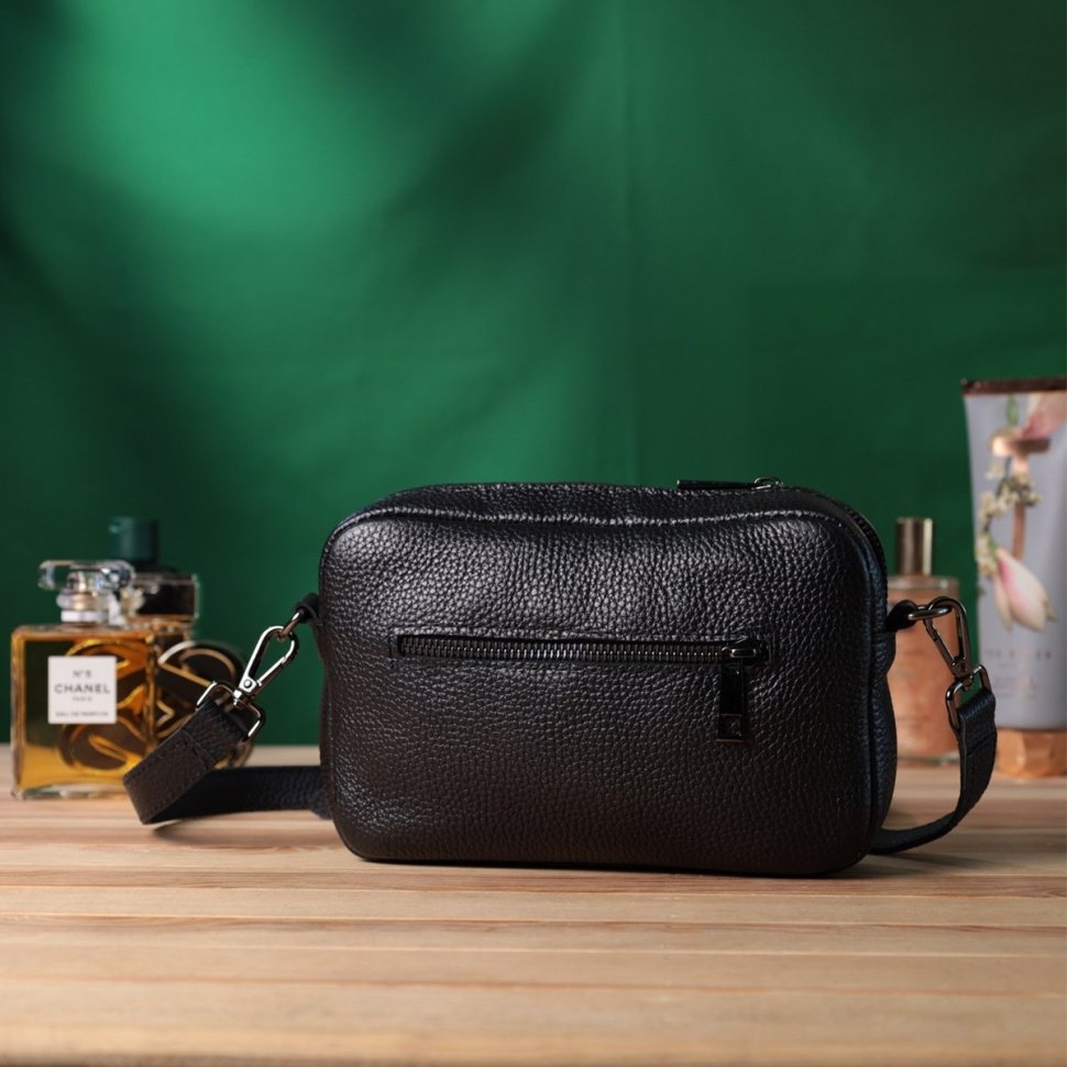 Фактурная кожаная сумка кросс-боди черного цвета Shvigel 2422842 Черная modnotak фото №10