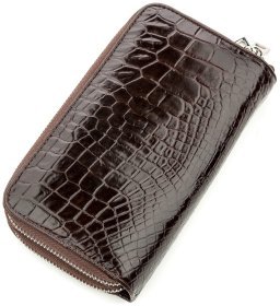 Клатч коричневого кольору зі шкіри крокодила з двома блискавками CROCODILE LEATHER (024-18526)
