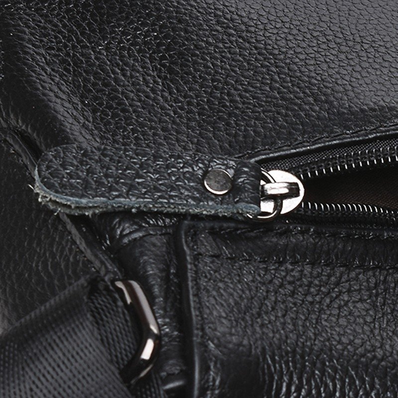 Повсякденна чоловіча сумка на плече із чорної шкіри з клапаном Borsa Leather (21920)