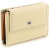 Шкіряний жіночий гаманець молочного кольору на магніті ST Leather 1767270 - 1