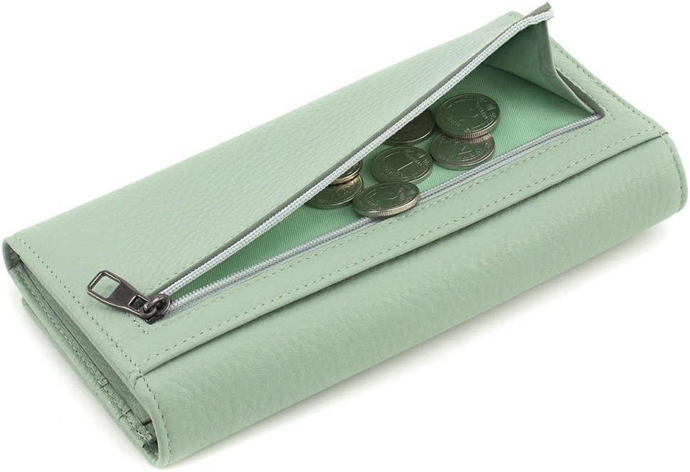 Місткий жіночий гаманець із фактурної шкіри фісташкового кольору з клапаном Marco Coverna 68670
