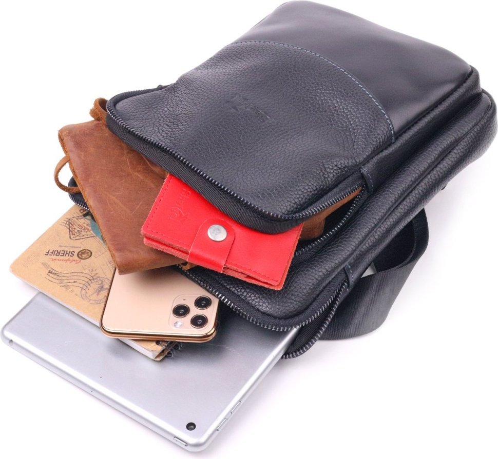 Небольшая мужская сумка-планшет из фактурной кожи черного цвета SHVIGEL (2418720)